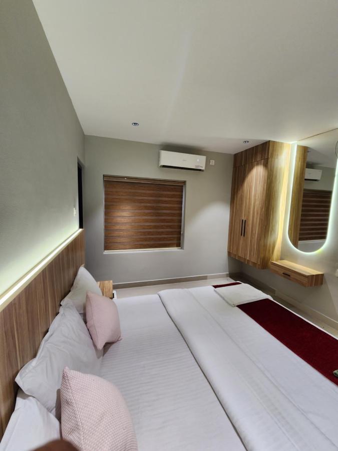 Muziris Manor Residency Hotel Kochi Buitenkant foto