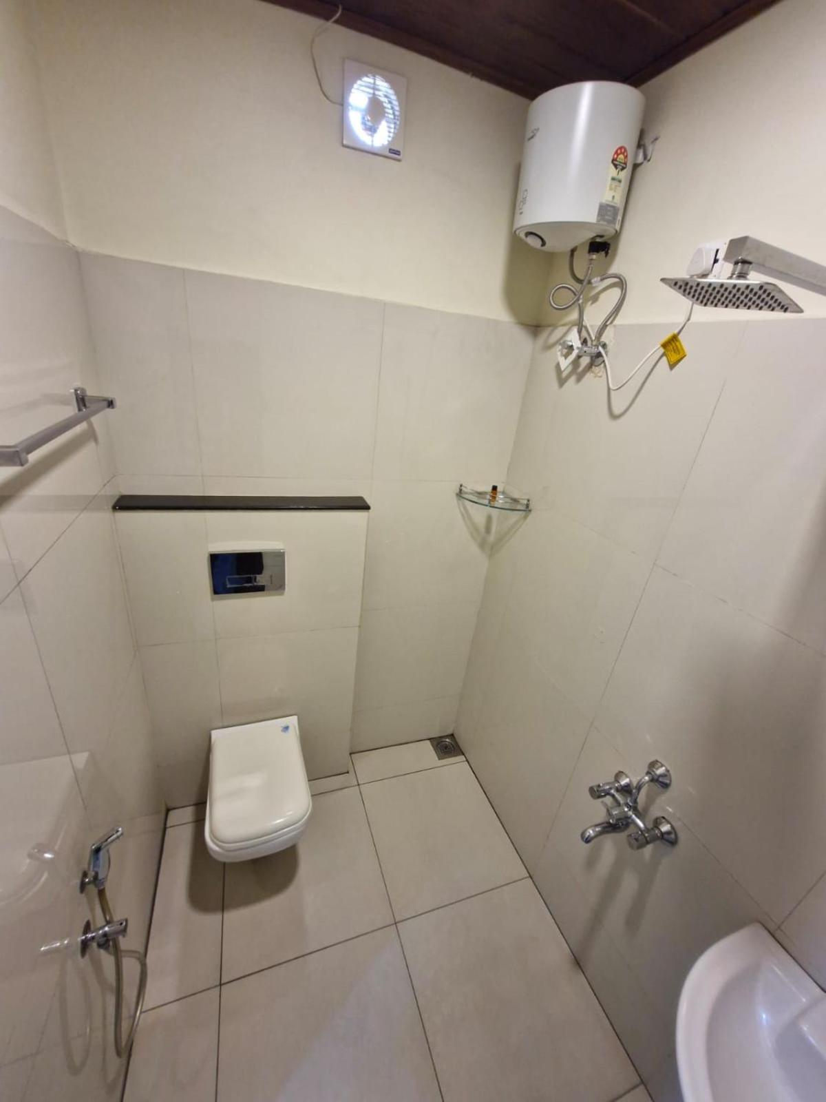 Muziris Manor Residency Hotel Kochi Buitenkant foto
